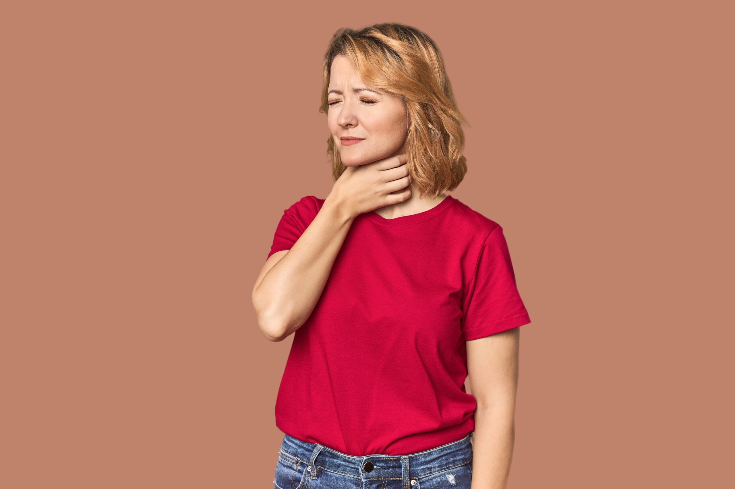 Bademcik Şişmesi: Nedenleri ve Evde Uygulanabilecek Tedaviler